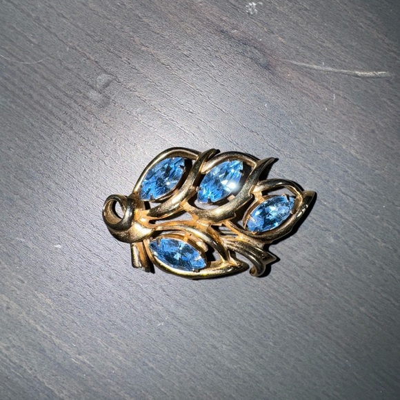 Vintage Brooch with Oversized Blue Navette Stones * Signed BARCLAY - Picture 2 of 5